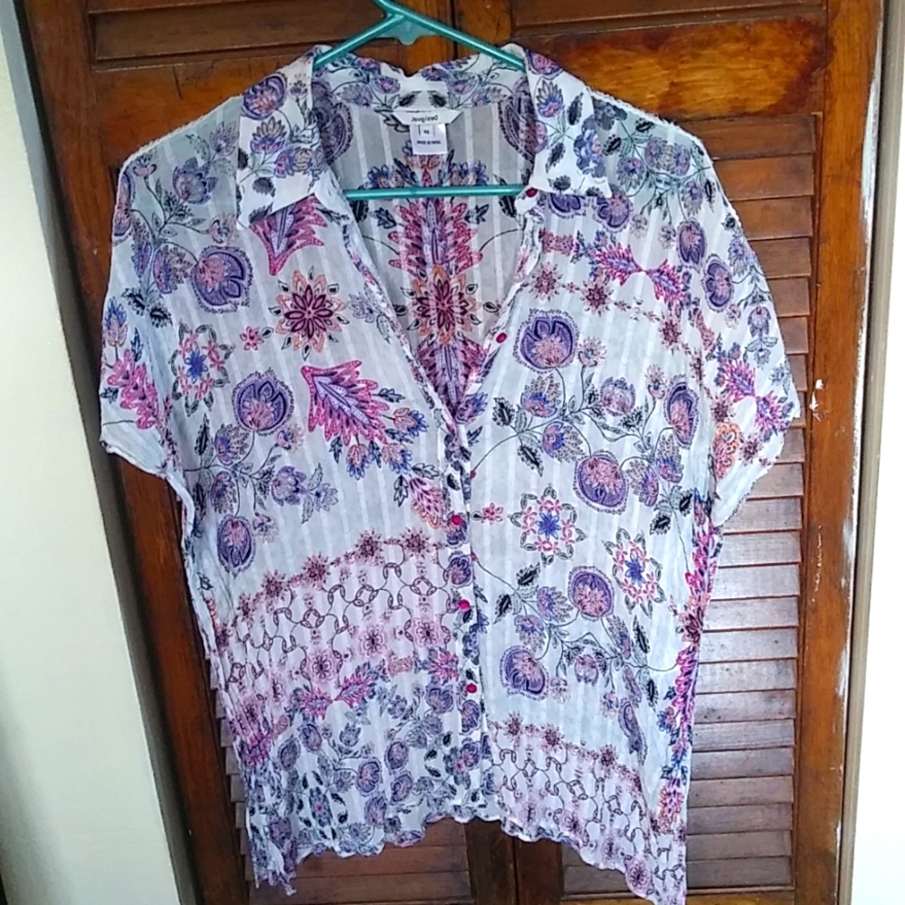 Desigual button up top M